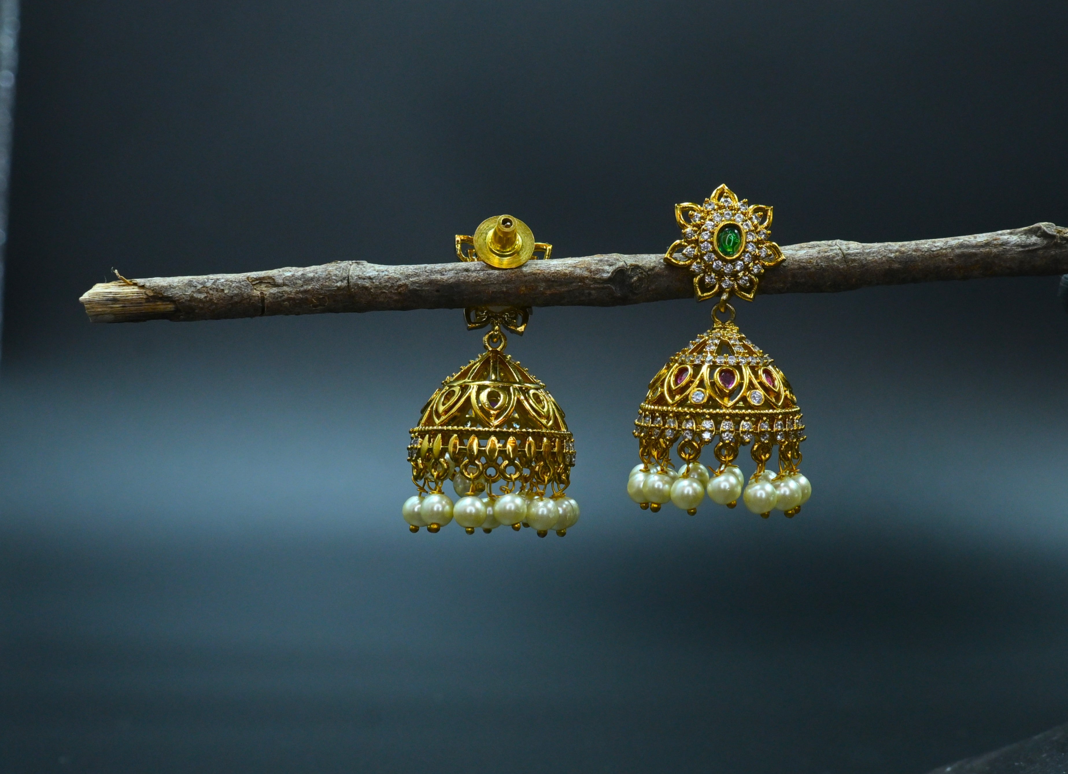 Antique Earring1013