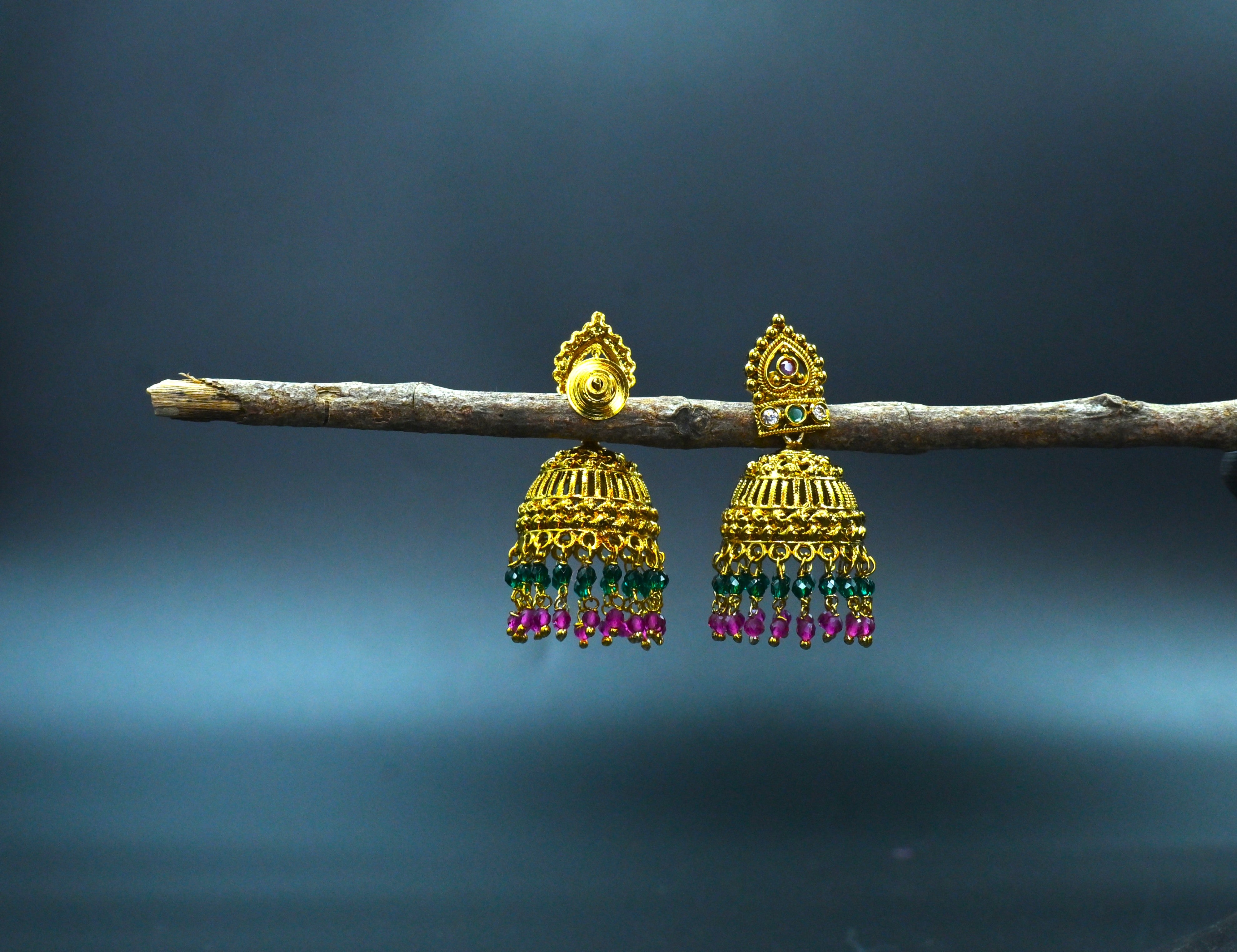 Antique earring1023