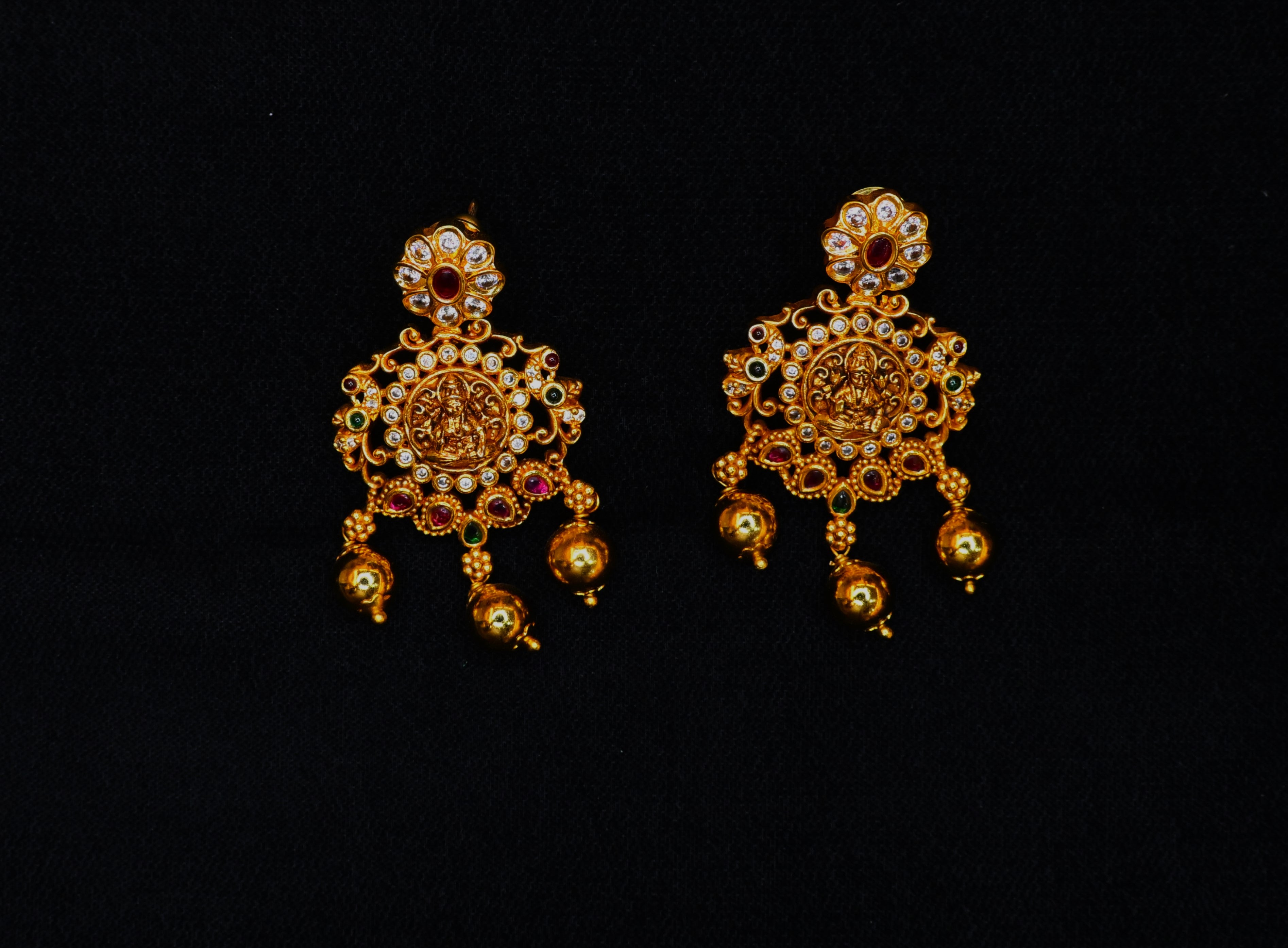 Antique Necklace1001