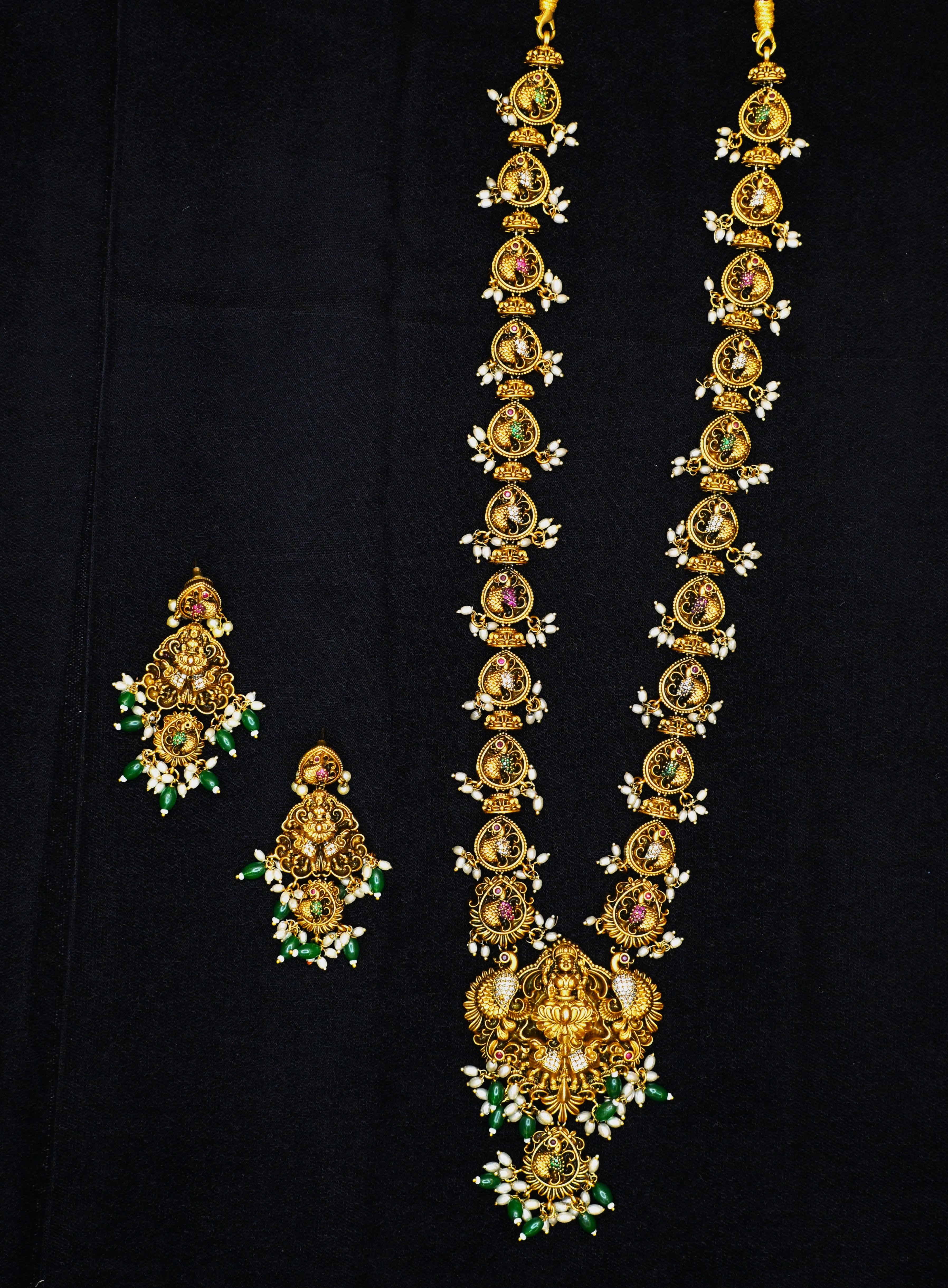 Antique Necklace1003