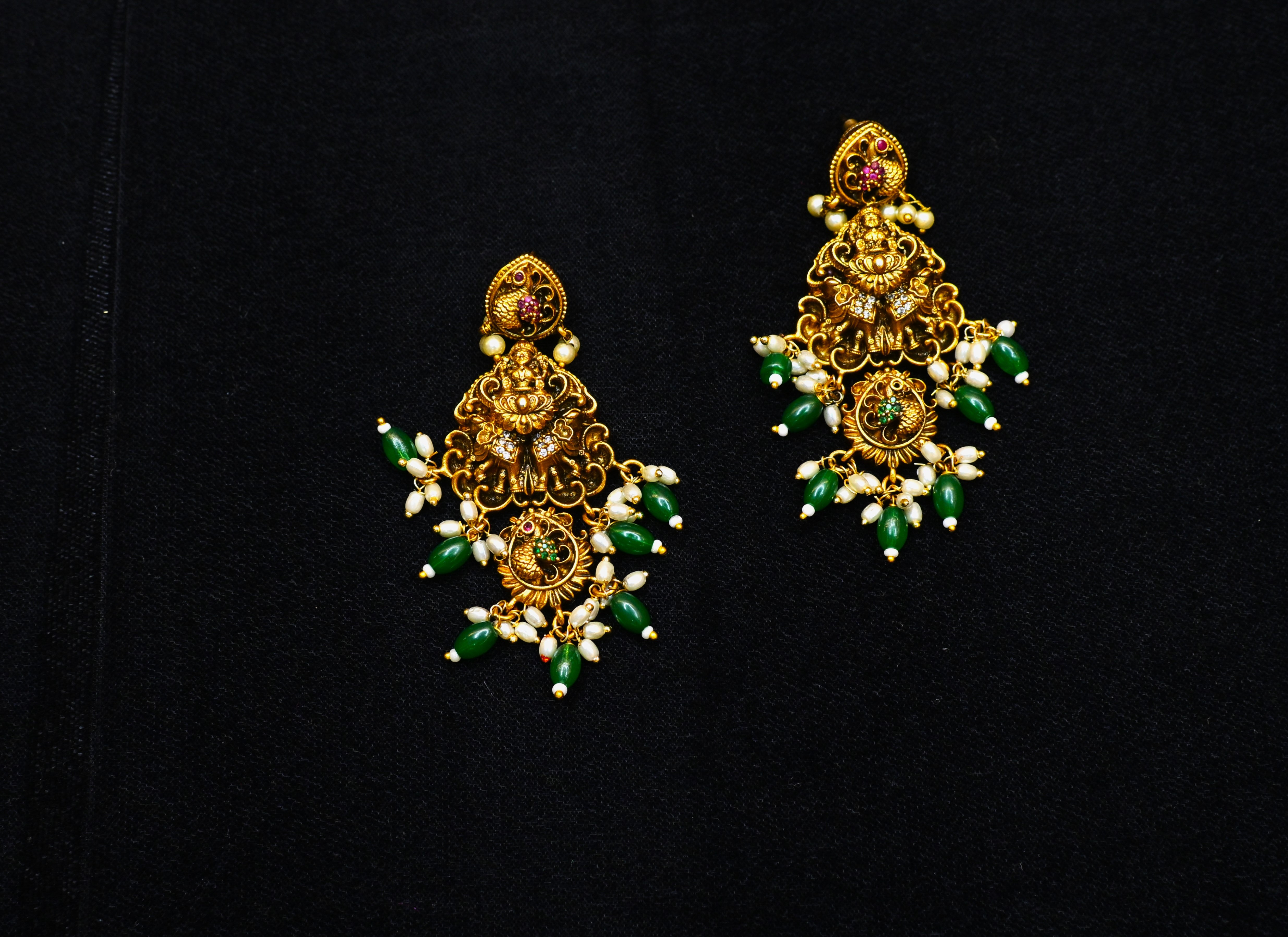 Antique Necklace1003