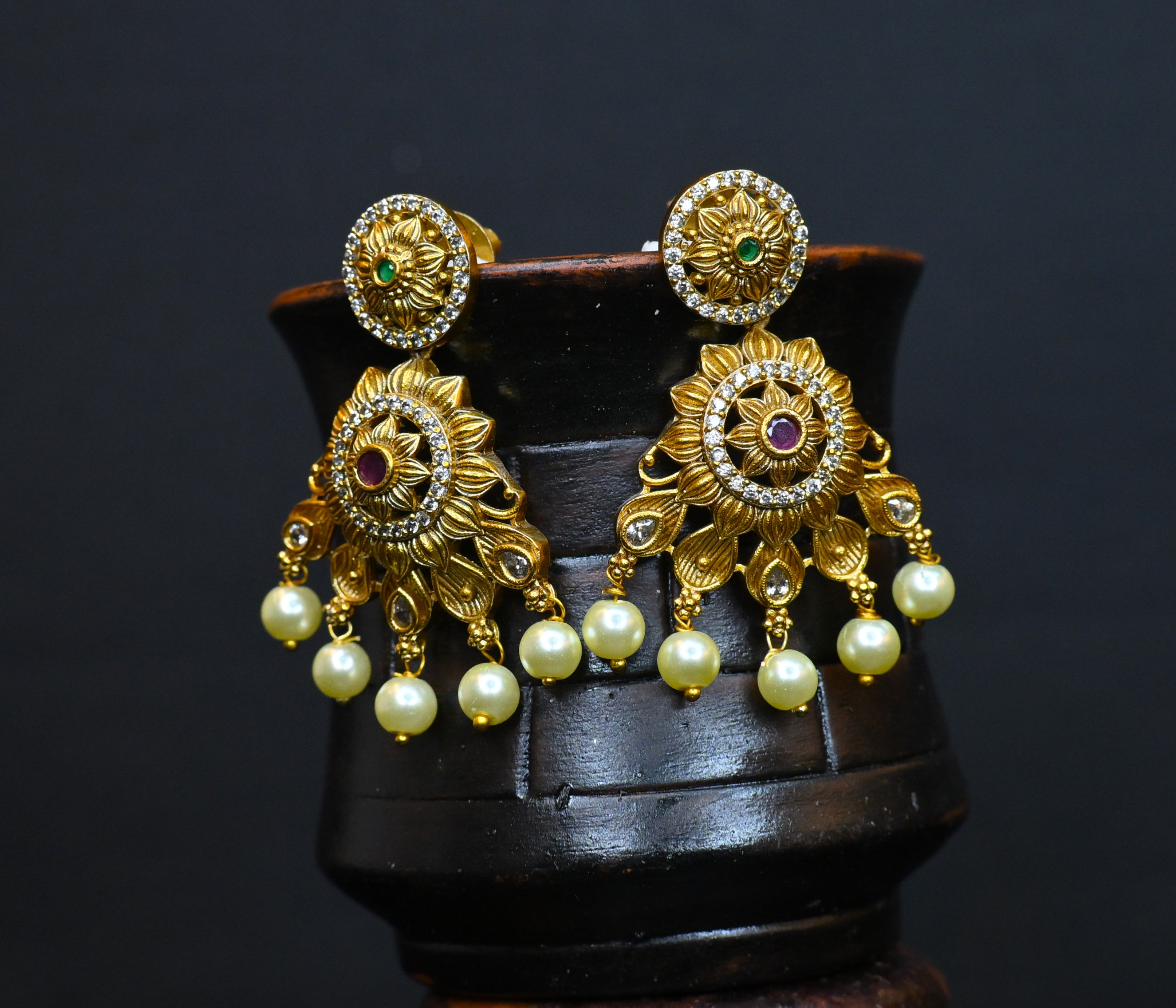 Antique Necklace1006