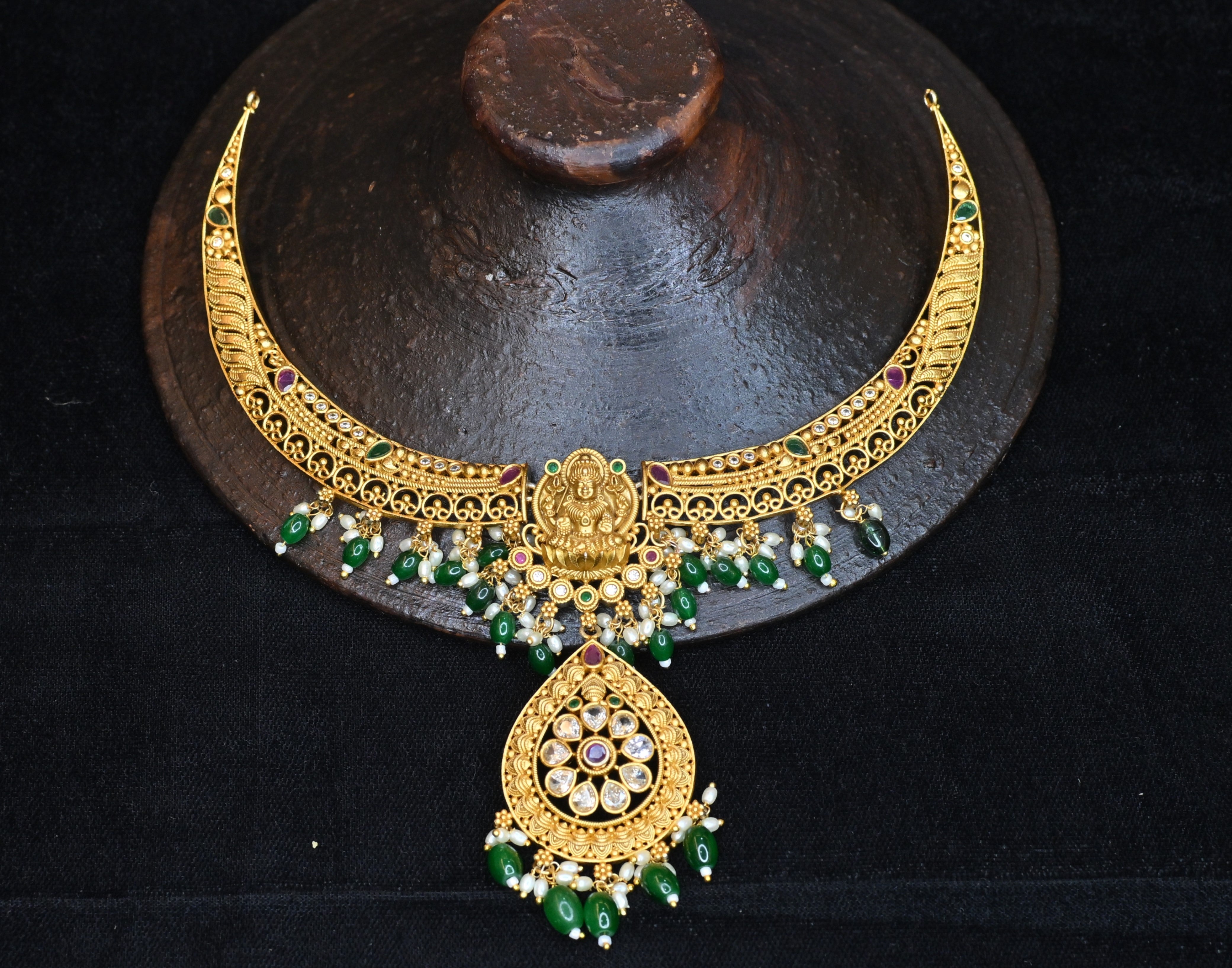 Antique Necklace1016