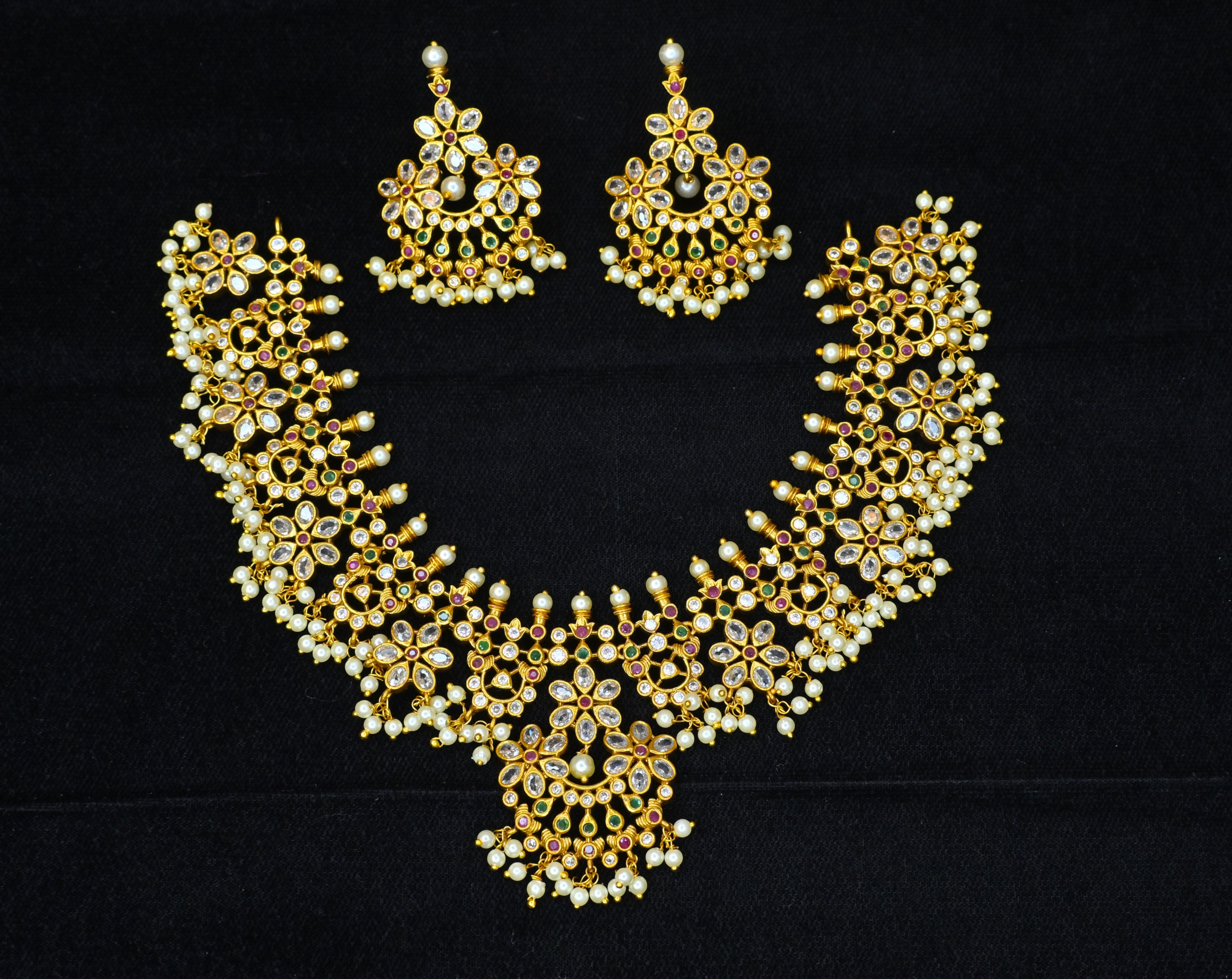 Antique Necklace1021
