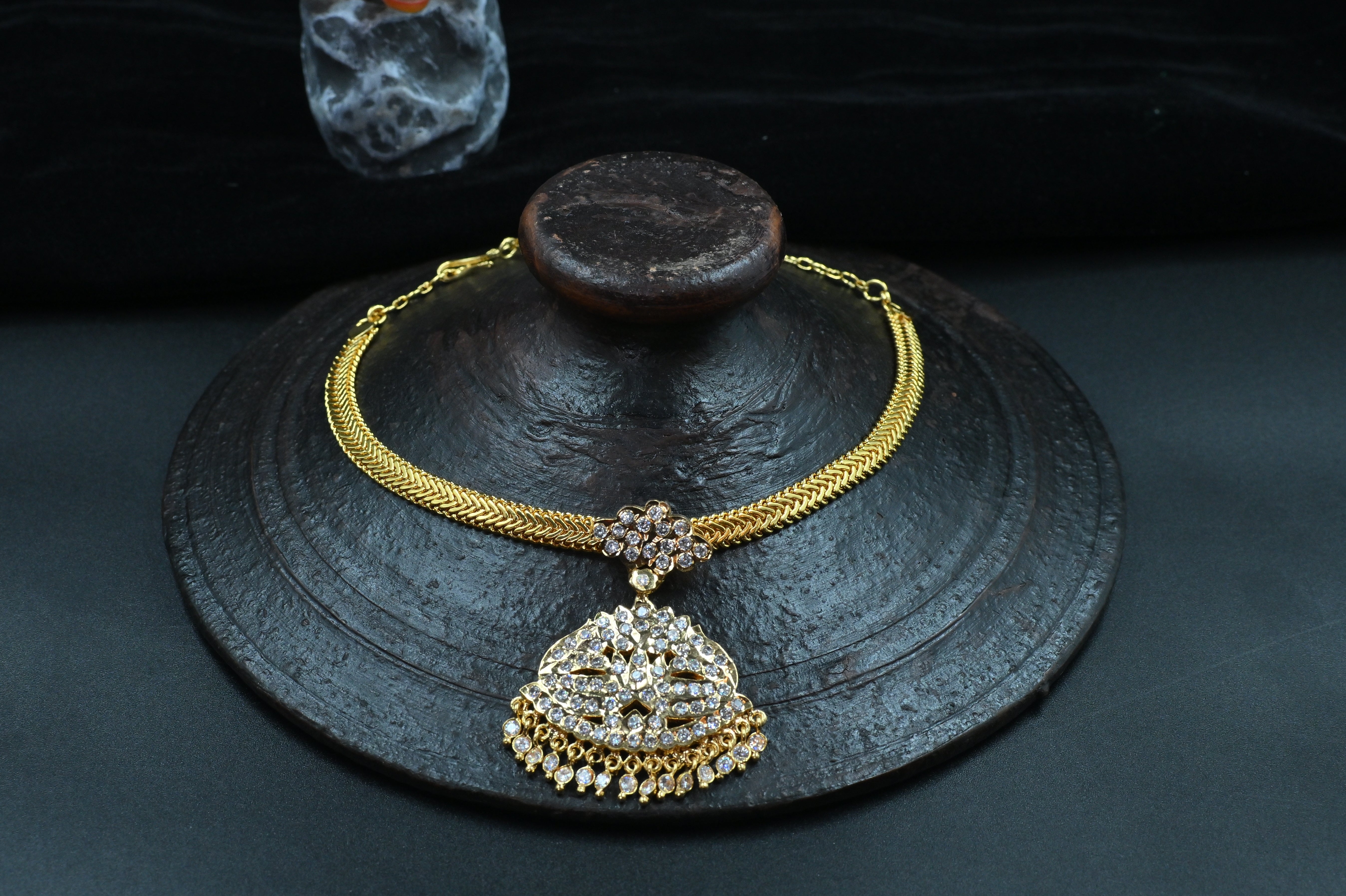 Antique Necklace1036